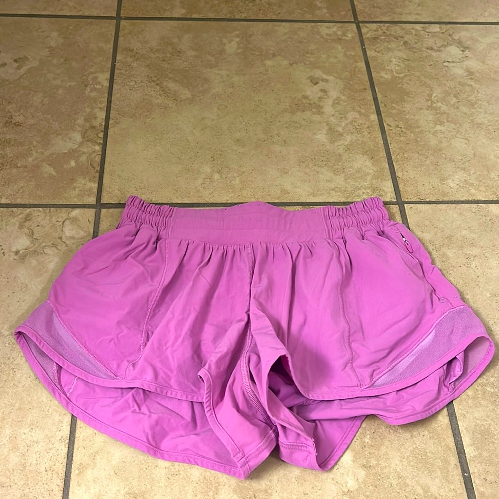 lululemon hotty hot shorts